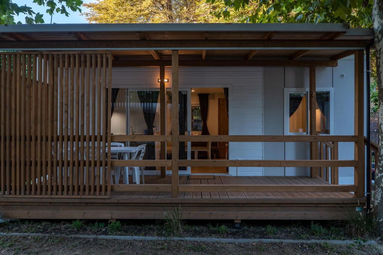 Camping Eden Glamping Dormelletto Ngoại thất bức ảnh
