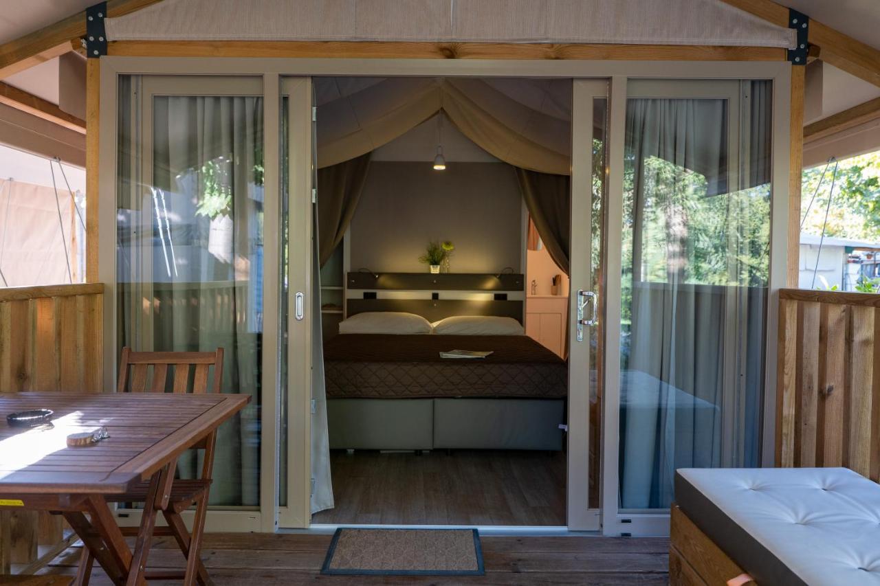 Camping Eden Glamping Dormelletto Ngoại thất bức ảnh