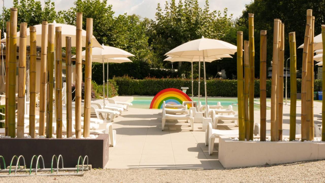 Camping Eden Glamping Dormelletto Ngoại thất bức ảnh